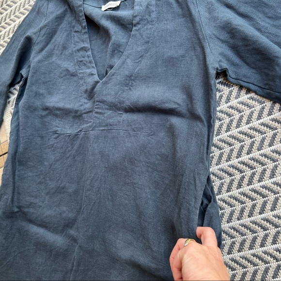 100% linen navy easy dress - long sleeve with pockets - raw hem with slits - Picture 5 of 9